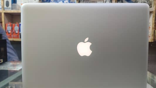 Apple MacBook Pro 2012