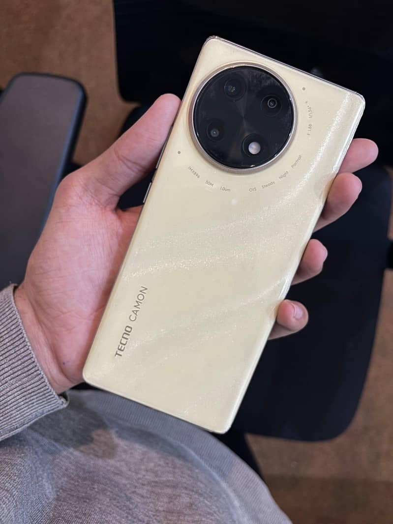 Tecno CAMON 30S 0