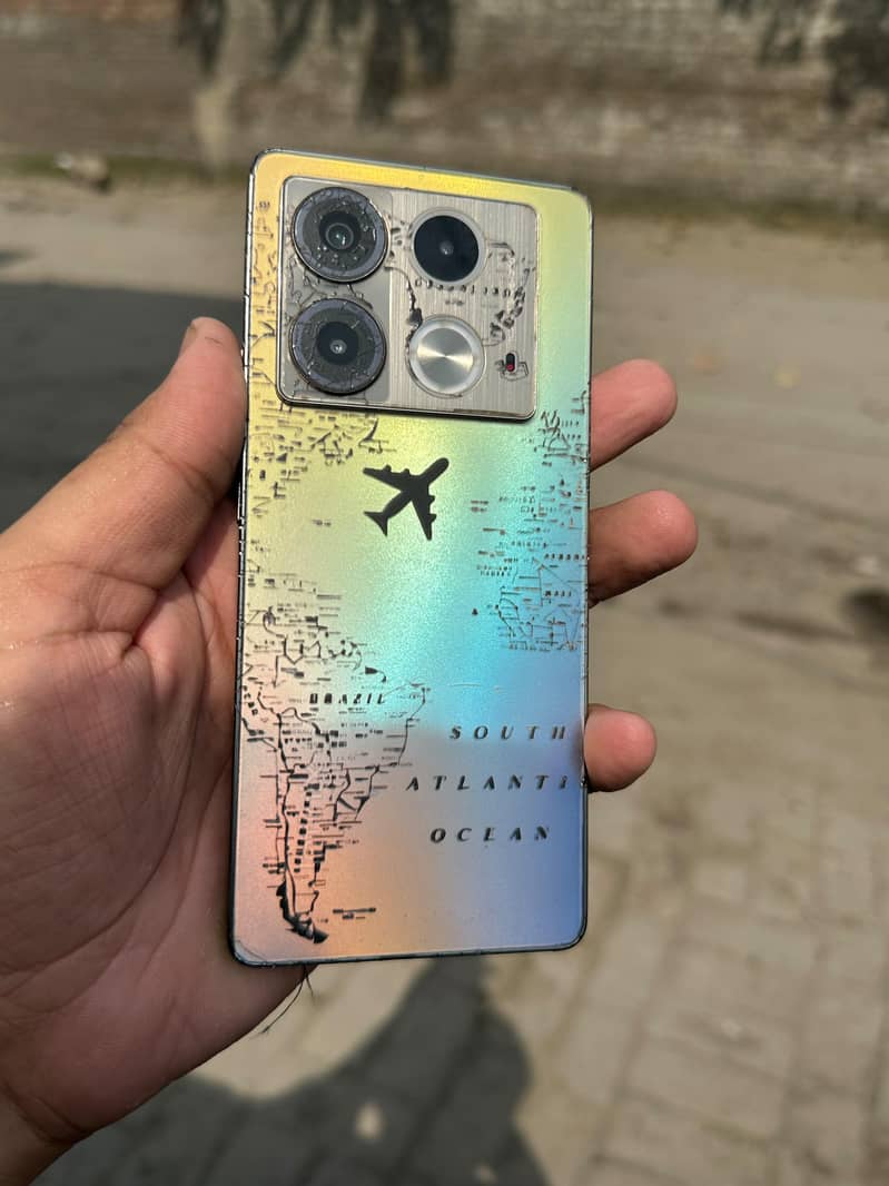 Infinix Note 40 0