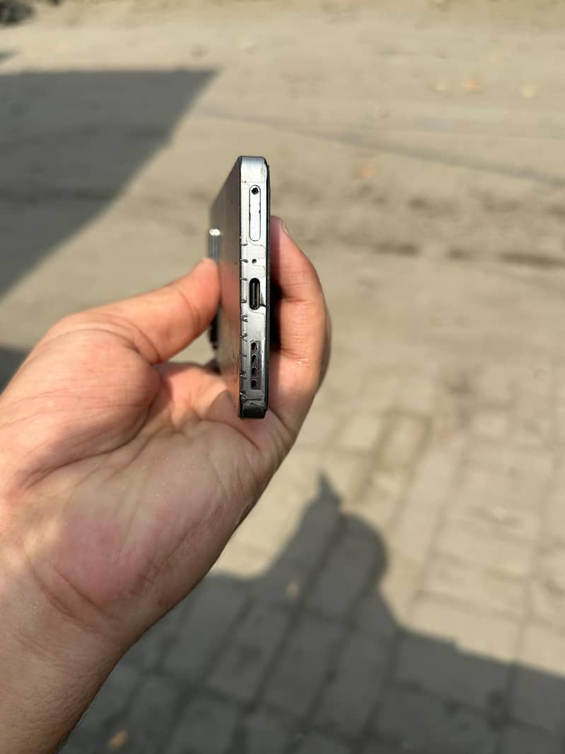 Infinix Note 40 5
