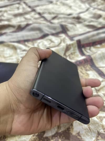 Samsung Mobile S22 Ultra