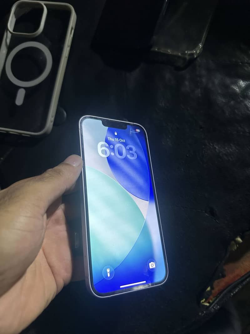Apple iPhone 14 4
