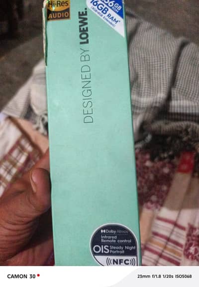 Tecno CAMON 30