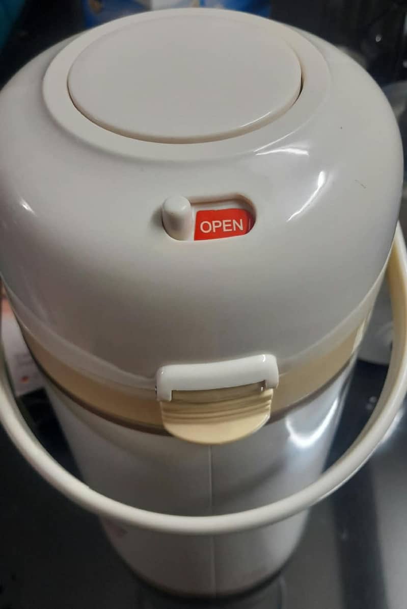 thermos 4