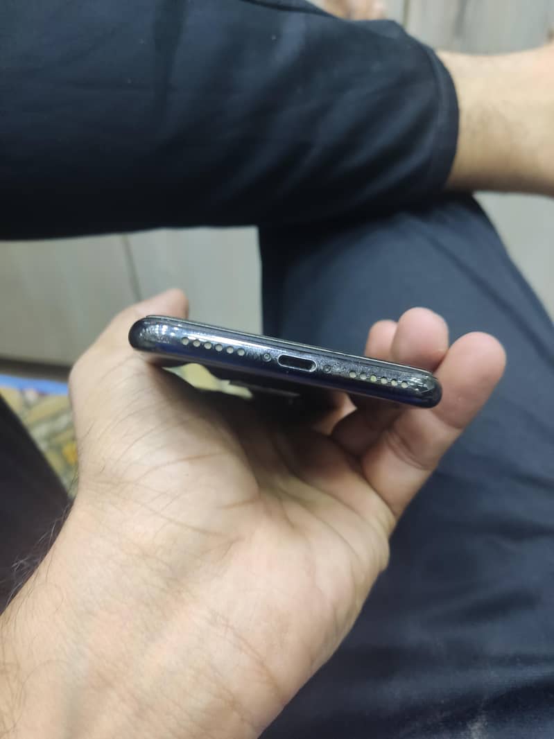 Apple iPhone X 1