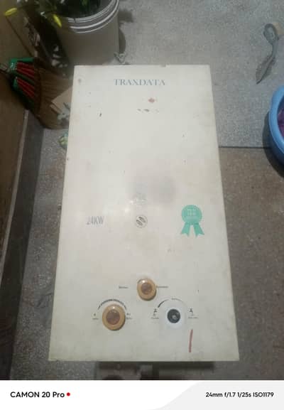 Traxdata instant geyser