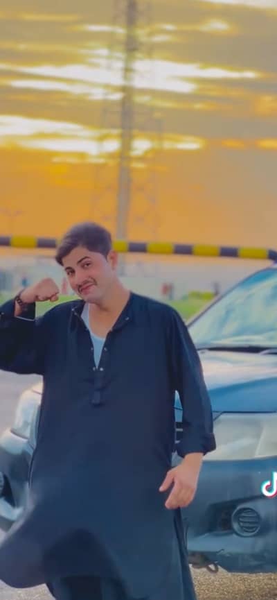 Hijrat Khan