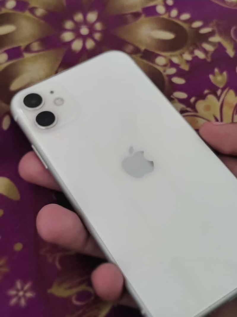 Apple iPhone 11 5