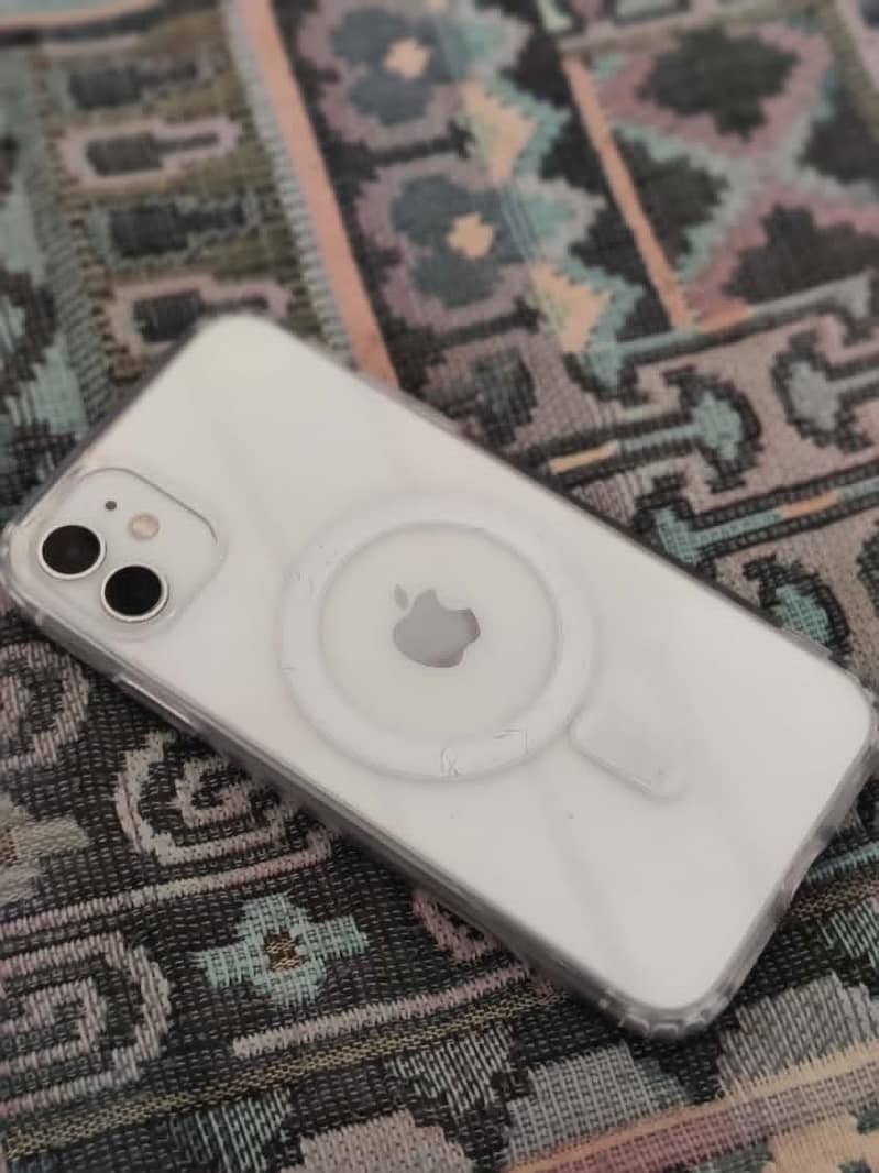 Apple iPhone 11 6