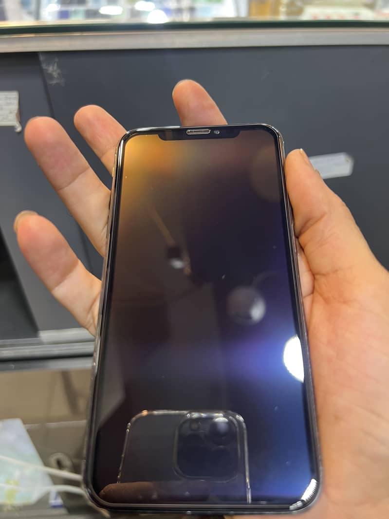 Apple iPhone X 0