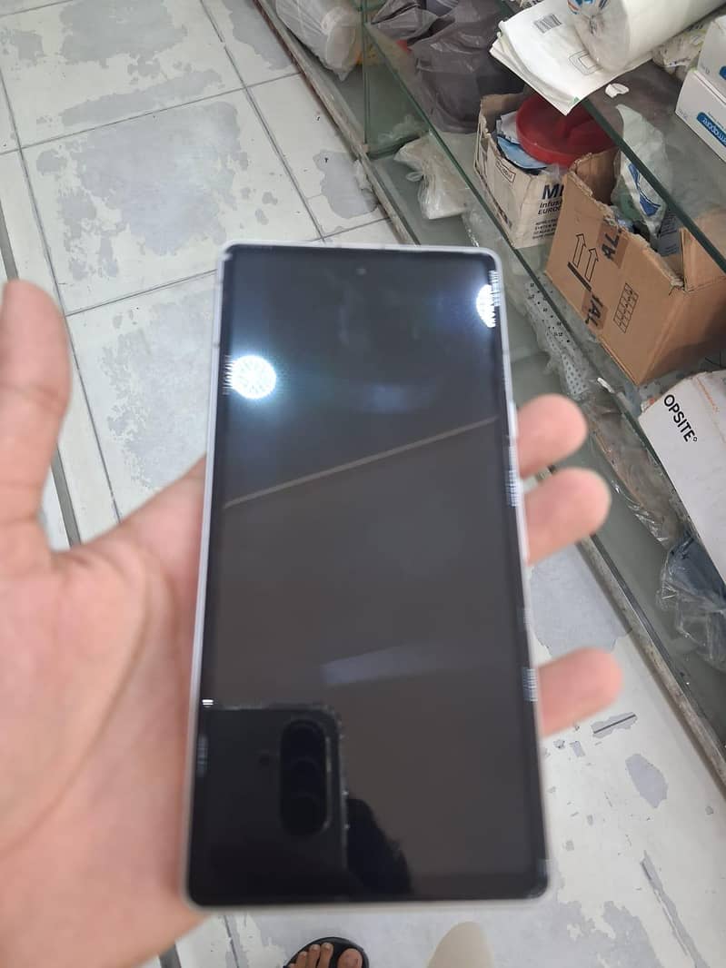 Google Pixel 7a 2
