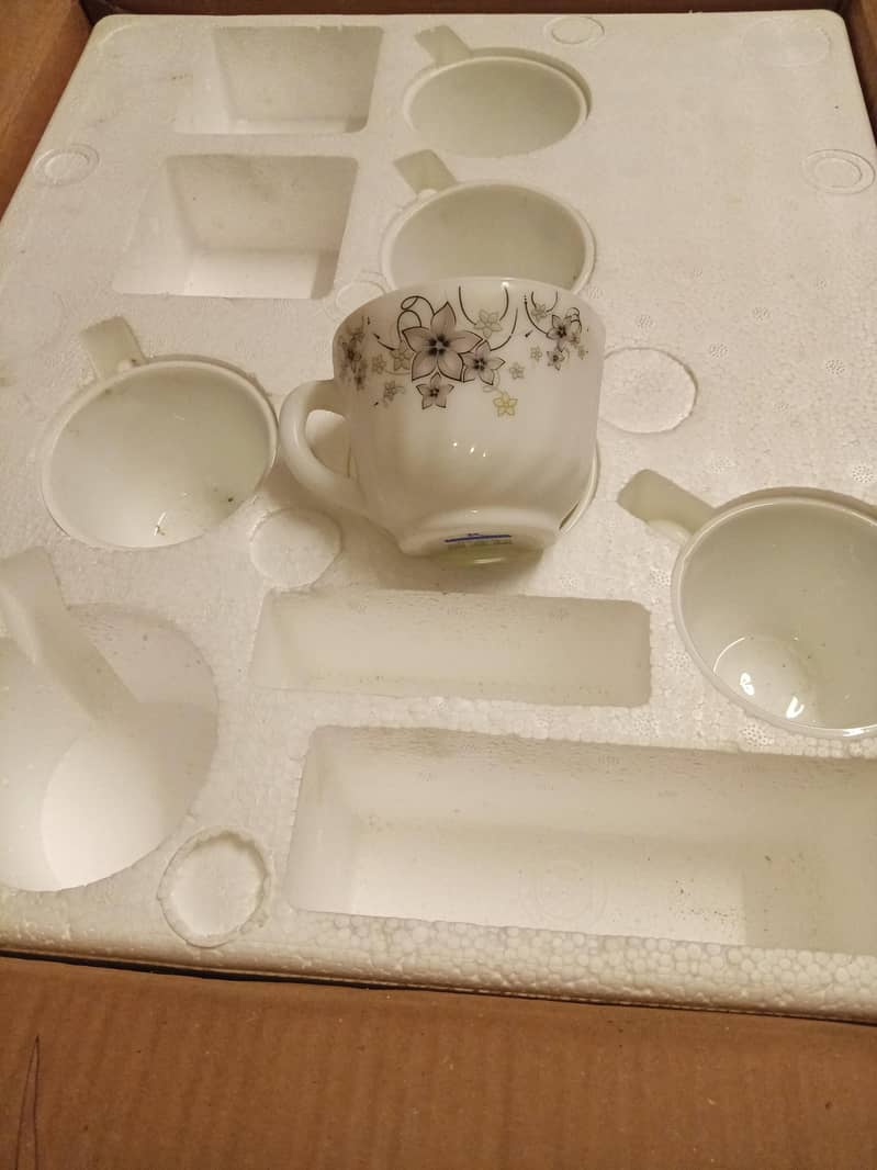 Dinner set 3
