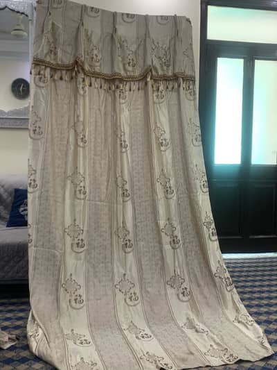 4 pair and 1 single curtains set
