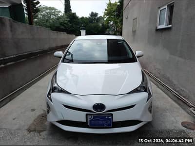 Toyota Prius 2016