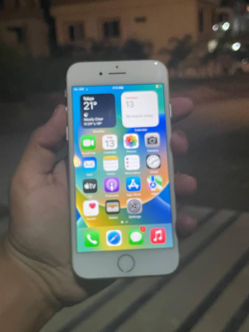 Apple iPhone 8 2