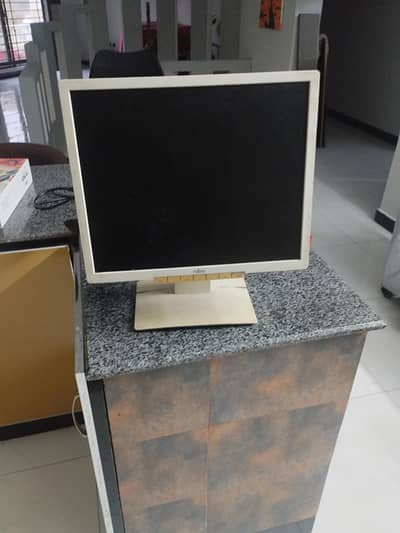 Fujitsu Monitor