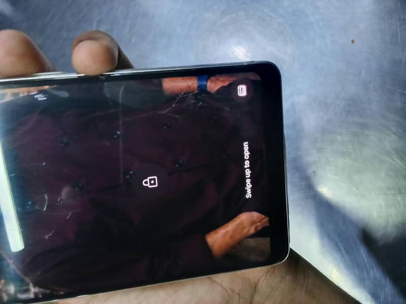 Google Pixel 7 4