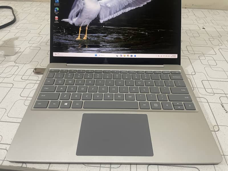 Surface i5 10 generation 0