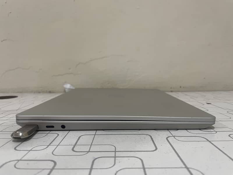 Surface i5 10 generation 1