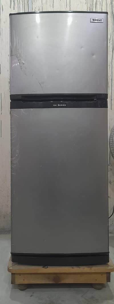 Orient Refrigerator condition 10%9 original gas pa hain not reper