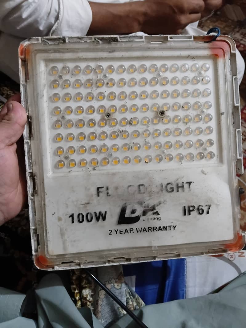 Light 2 ha 1