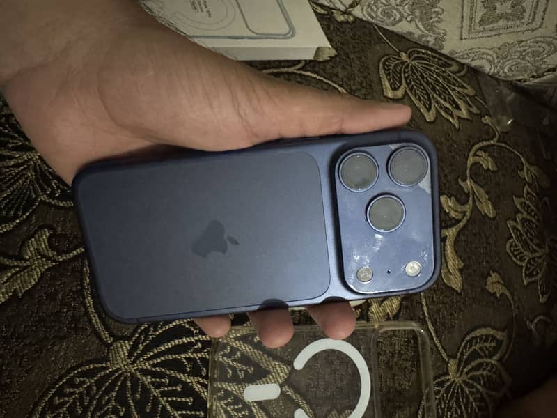 Apple iPhone 17 Pro 2