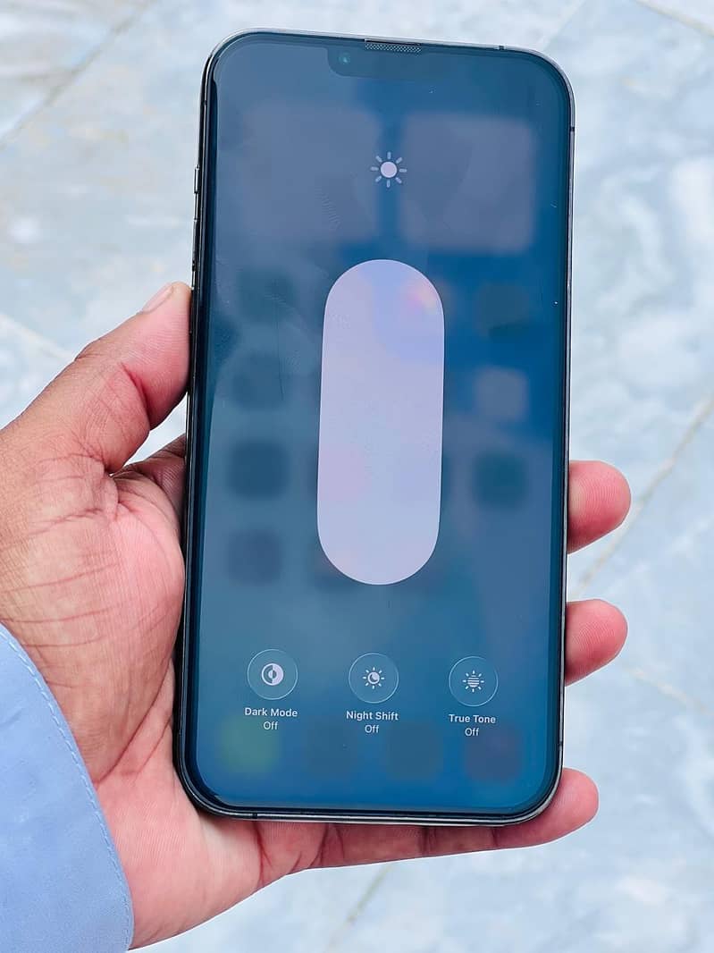 Apple iPhone 13 Pro Max 4