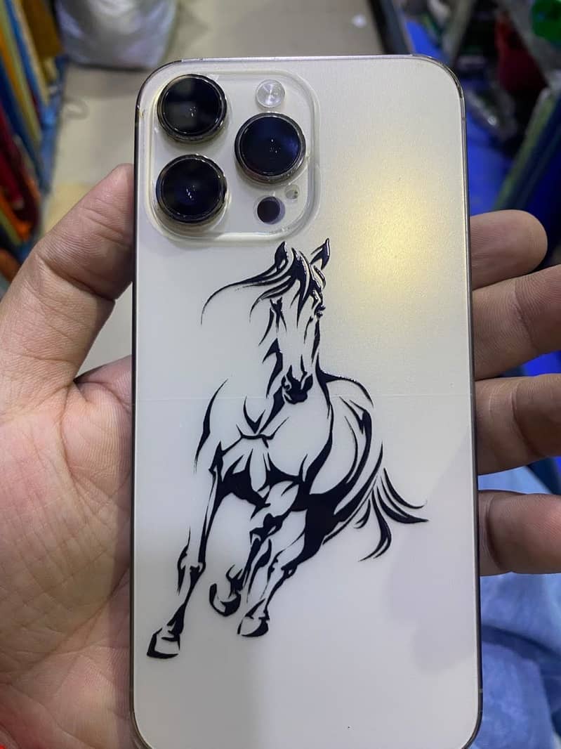 Apple iPhone 14 Pro Max 1