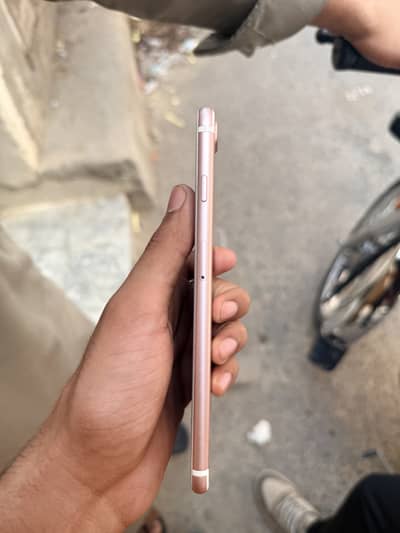 Apple iPhone 7 Plus
