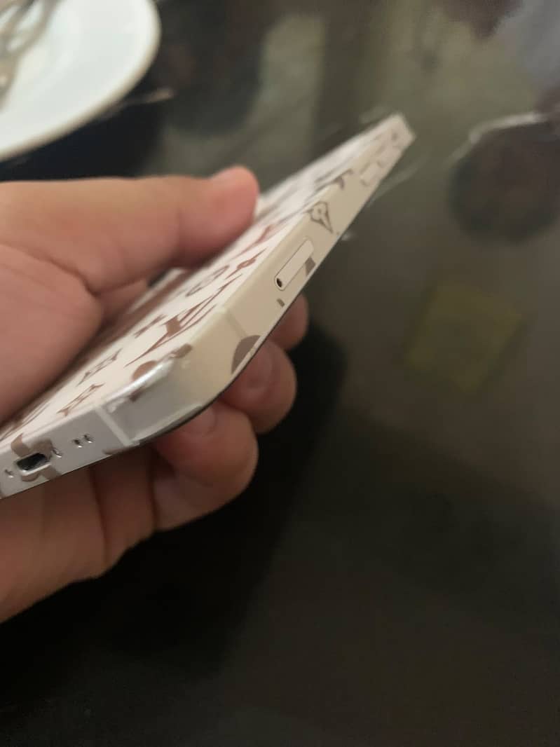 Apple iPhone 12 mini 5