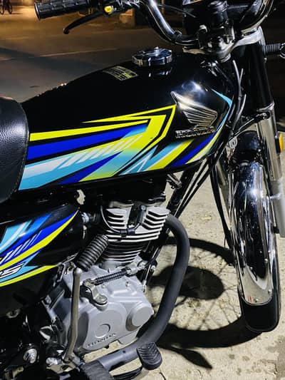 Honda CG 125 Model 2026 03074325195