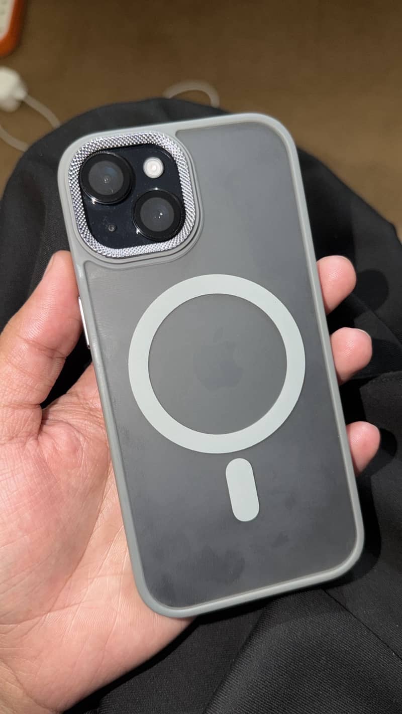 Apple iPhone 15 5