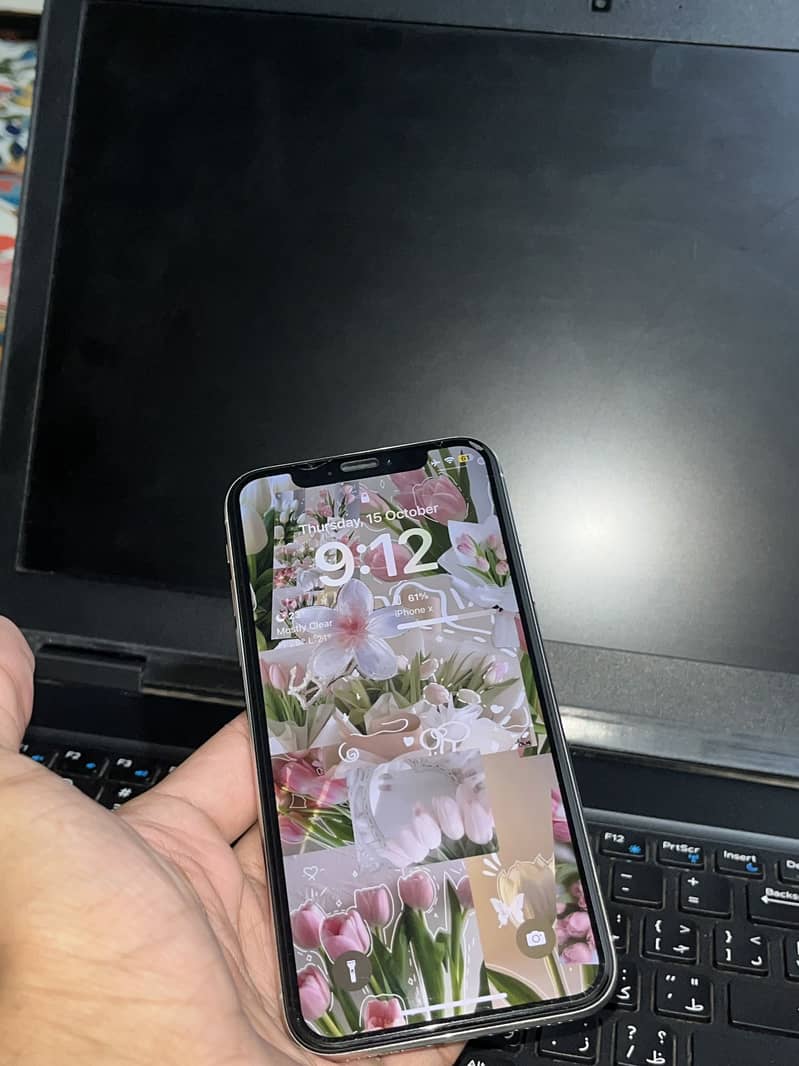 Apple iPhone X 4