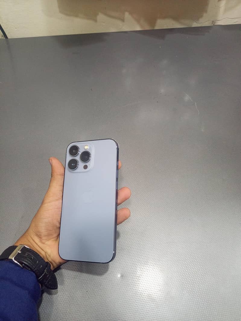 Apple iPhone 13 Pro 5