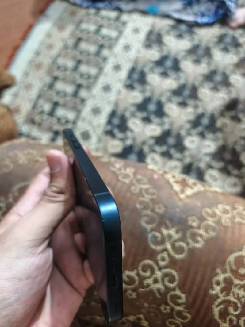 Apple iPhone 14 Pro 1