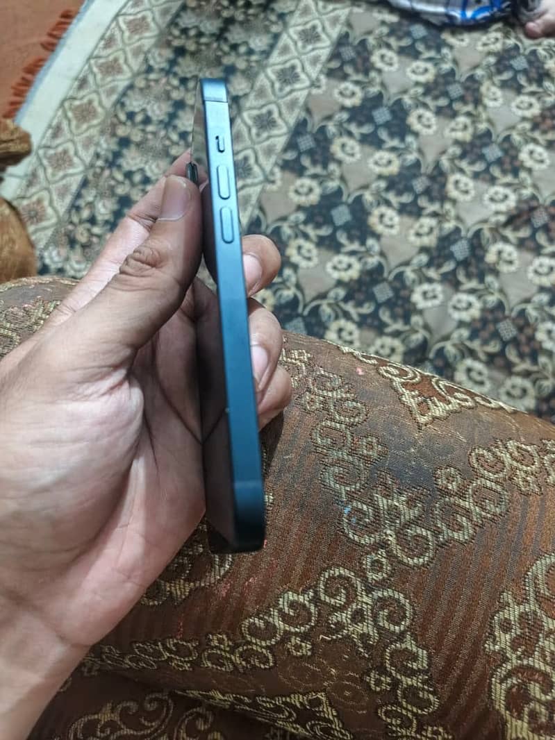 Apple iPhone 14 Pro 3