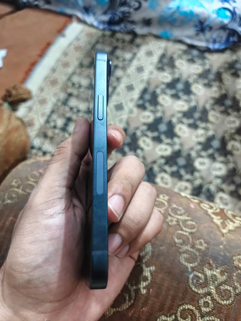 Apple iPhone 14 Pro 4