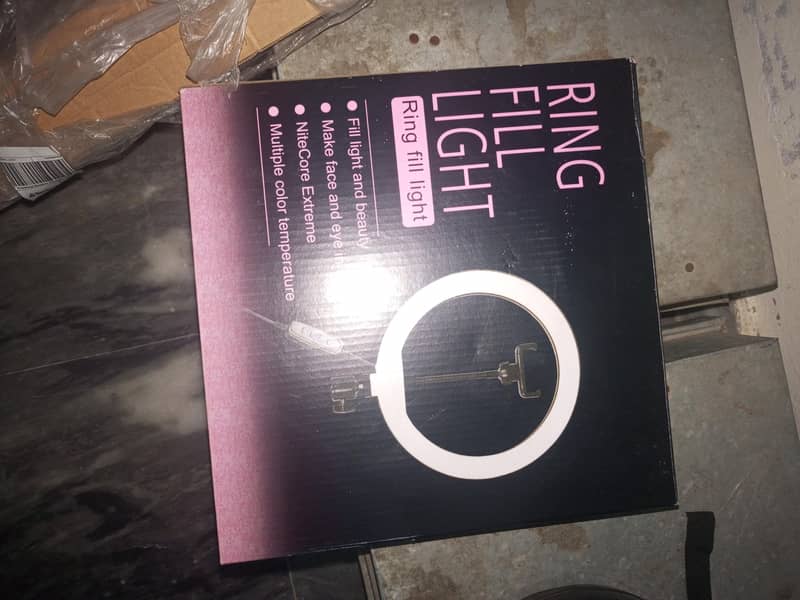 Ring light with stand 3