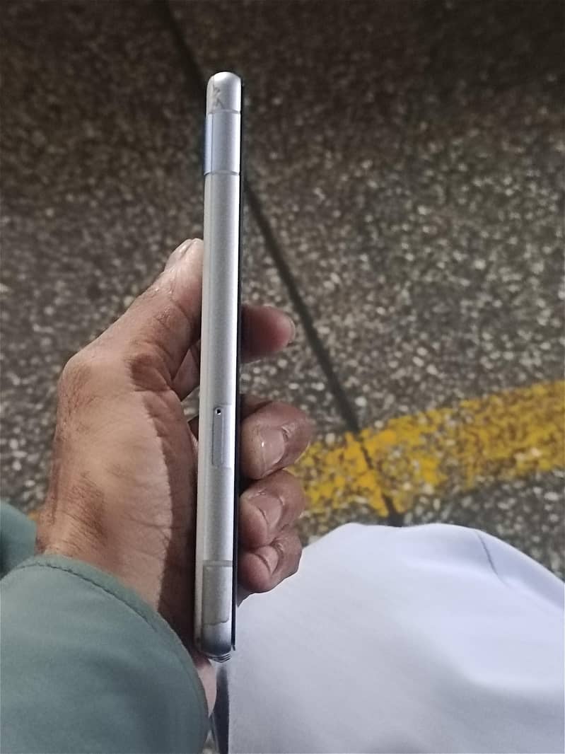 Google Pixel 7a 3
