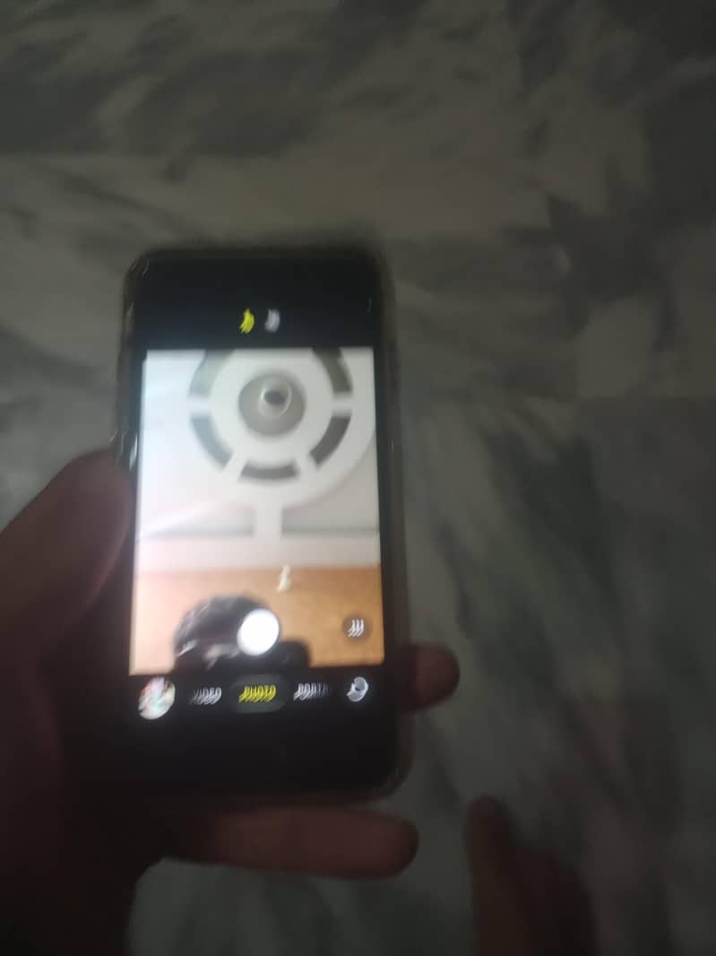 Apple iPhone SE 0