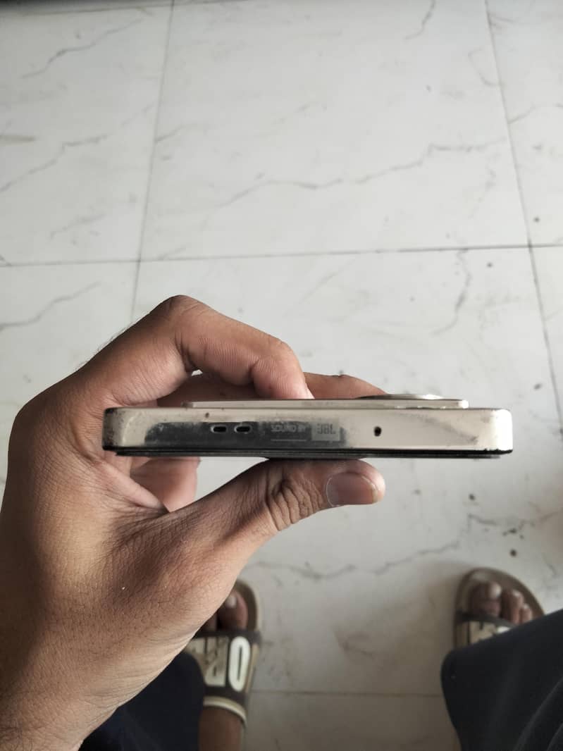 Infinix note 40 3