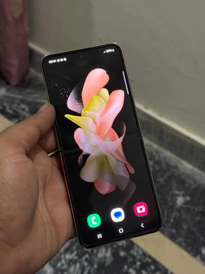 Samsung Z Flip 4 8/128GB Non-Pta