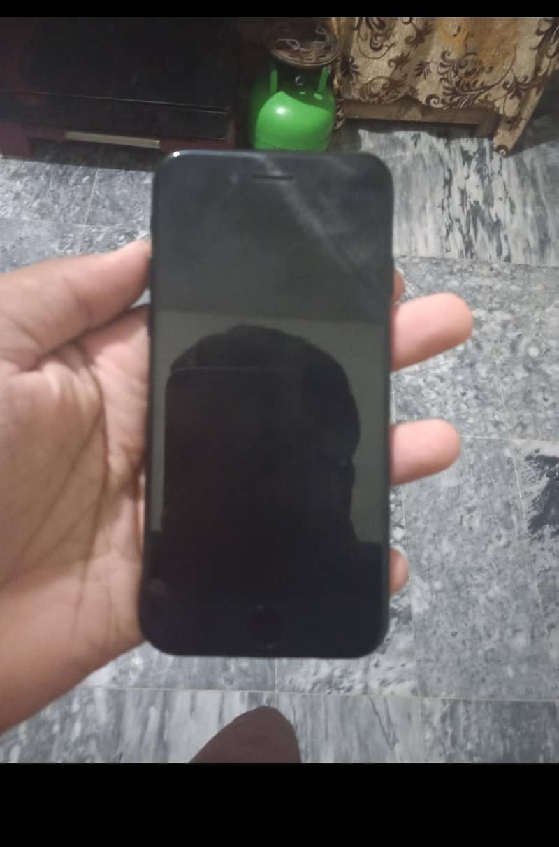Apple iPhone SE 0