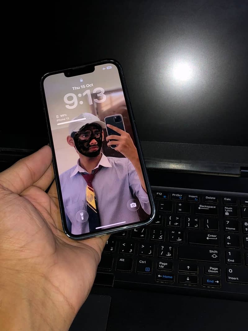 Apple iPhone 13 2