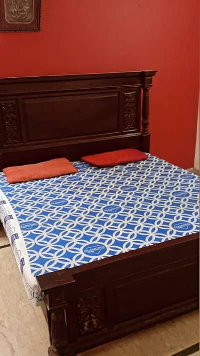 Bed set For sale in Excellent condition