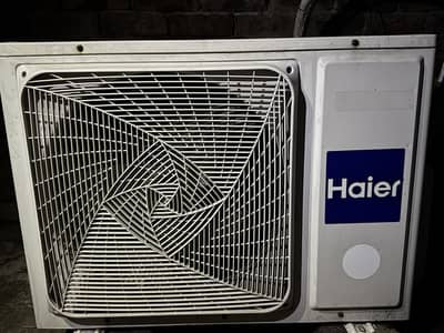 Haier 1.5 Ton DC Inverter Split AC – 10/10 Condition