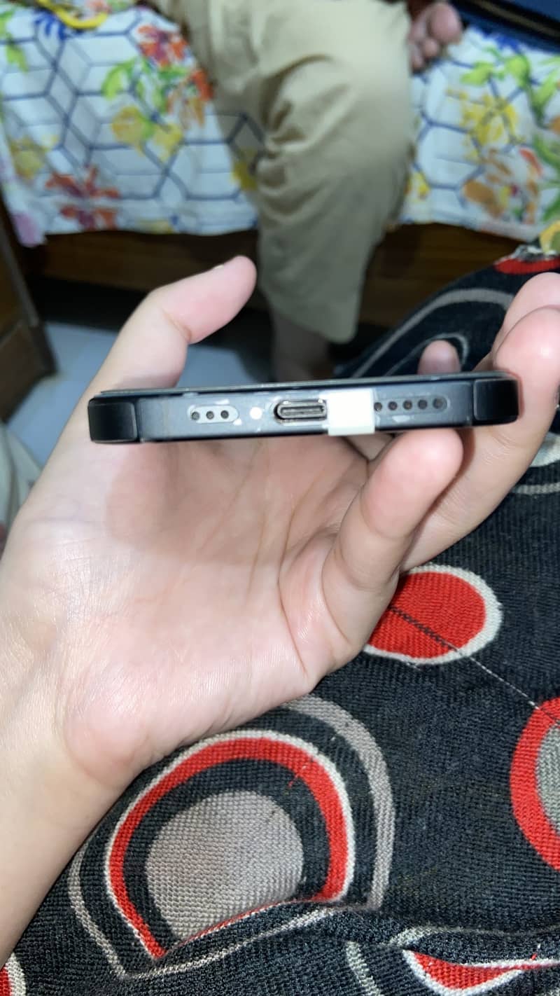 Iphone 15 jv. . 1