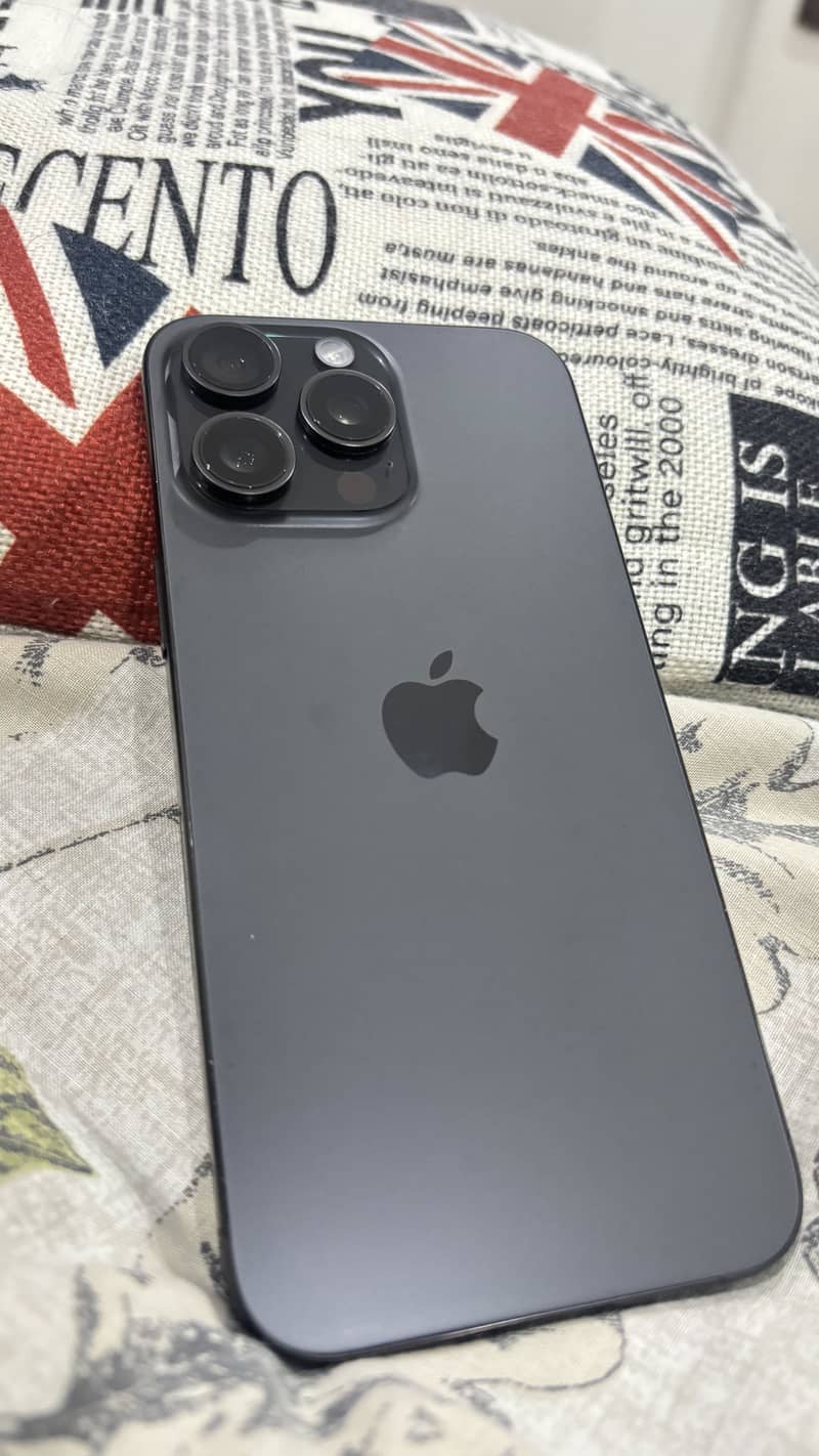 Apple iPhone 15 Pro Max 0