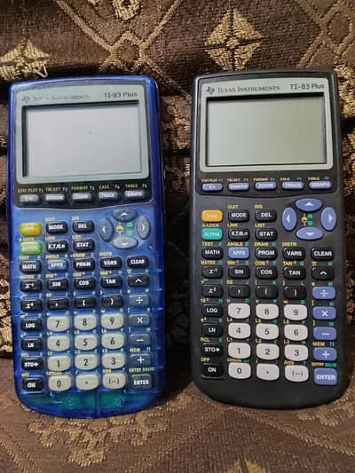 TEXAS INSTRUMENTS TI-86, 83 82 PLUS GRAPHIC CALCULATOR GDC
