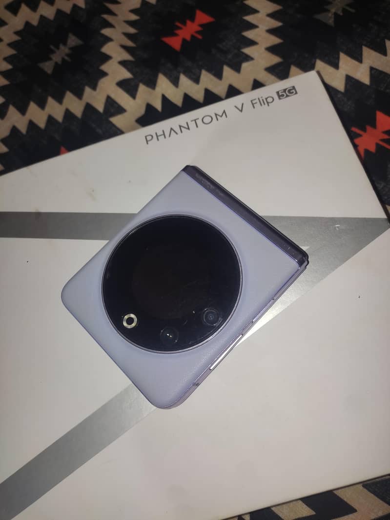 Tecno Phantom V Flip 6